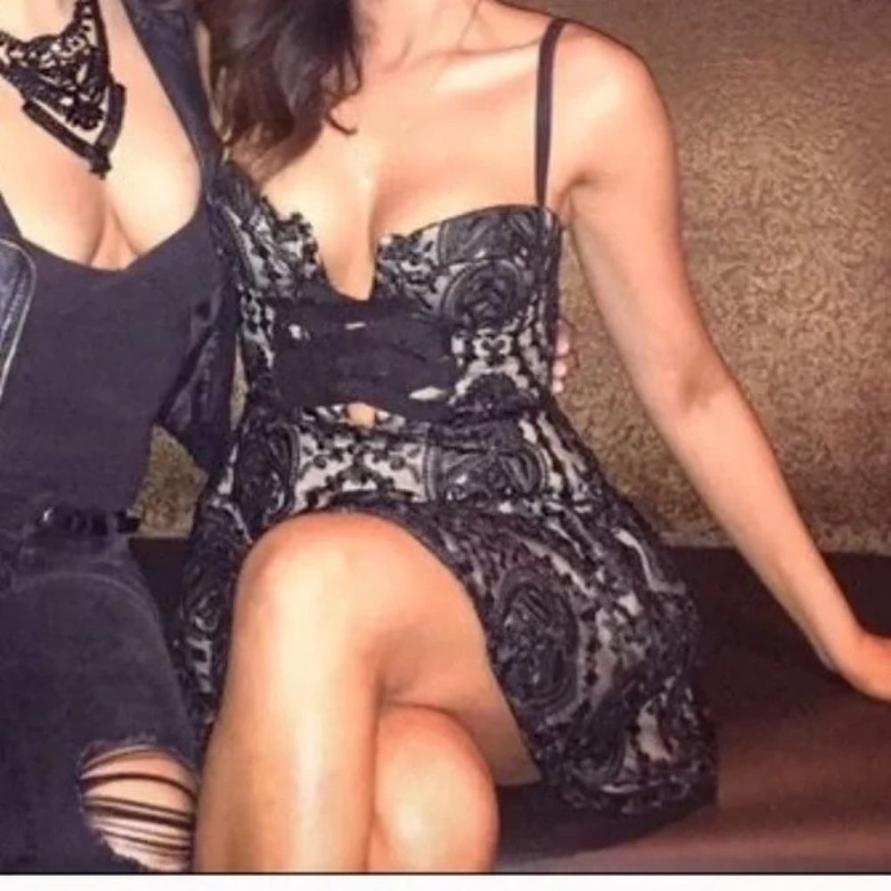 Bebe X Naven Bustier Black Dress.  SZ 00